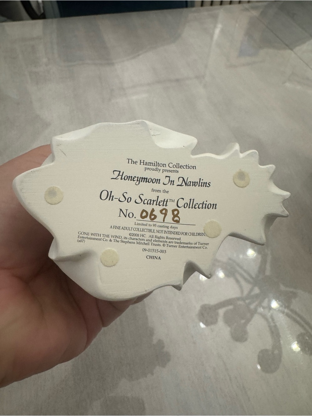 The Hamilton Collection Gone with the Wind Oh So Scarlett Figurine - Picture 6 of 7